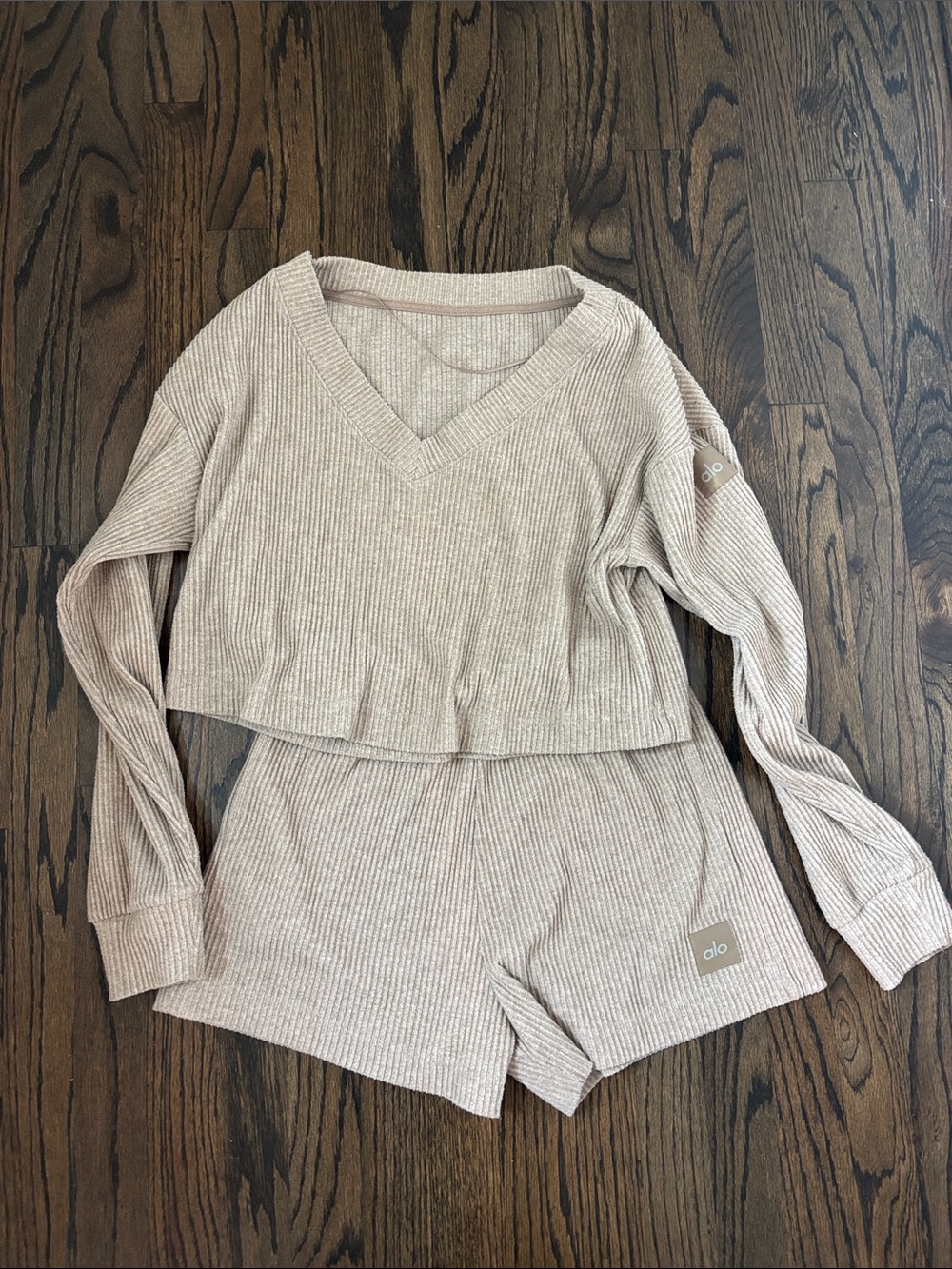 ALO Yoga Muse Set